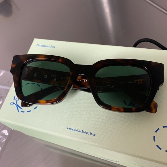 Off-White Zurich Havana Dark Green Sport Unisex sunglasses - Picture 10 of 15